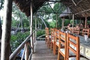 Crab Shack Dabaso, Mida Creek Restaurant